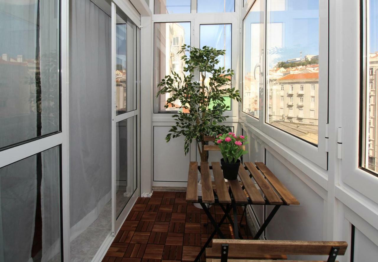 شقة Lisboa  في Poppy House In Anjos المظهر الخارجي الصورة